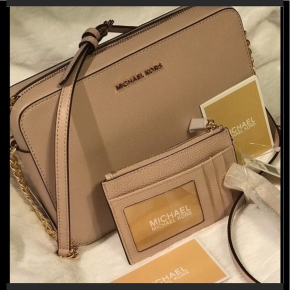 Michael Kors Handbags - Michael Kors EW Crossbody NWT matching mini wallet